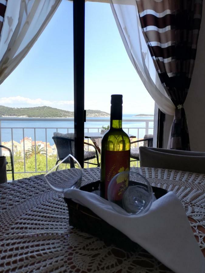 Apartment Apartment Pecarevic - A Holiday With A Stunning View